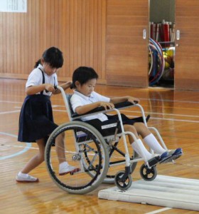 「福祉出前講座を豊川小学校で開催しました。」に関する画像